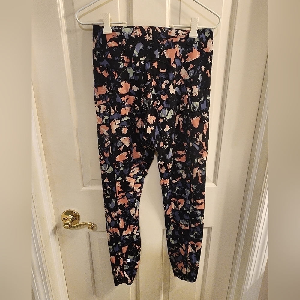 Sweaty Betty Power full length leggings size med pink texture camo print 26in - Picture 4 of 7